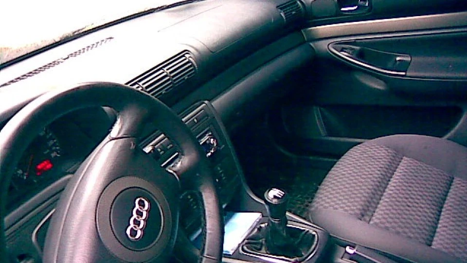 Audi A4 АВАНТ 2