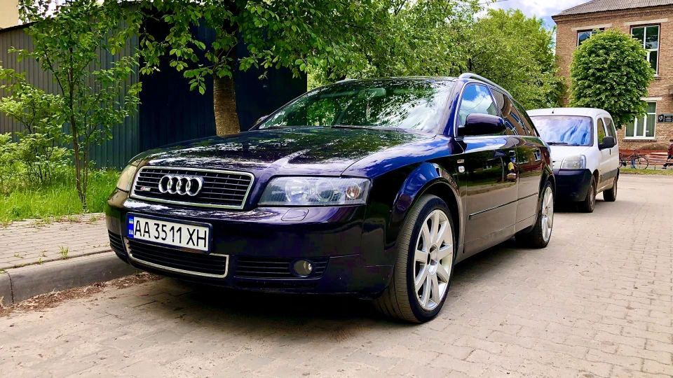 Audi A4 AvanT 2