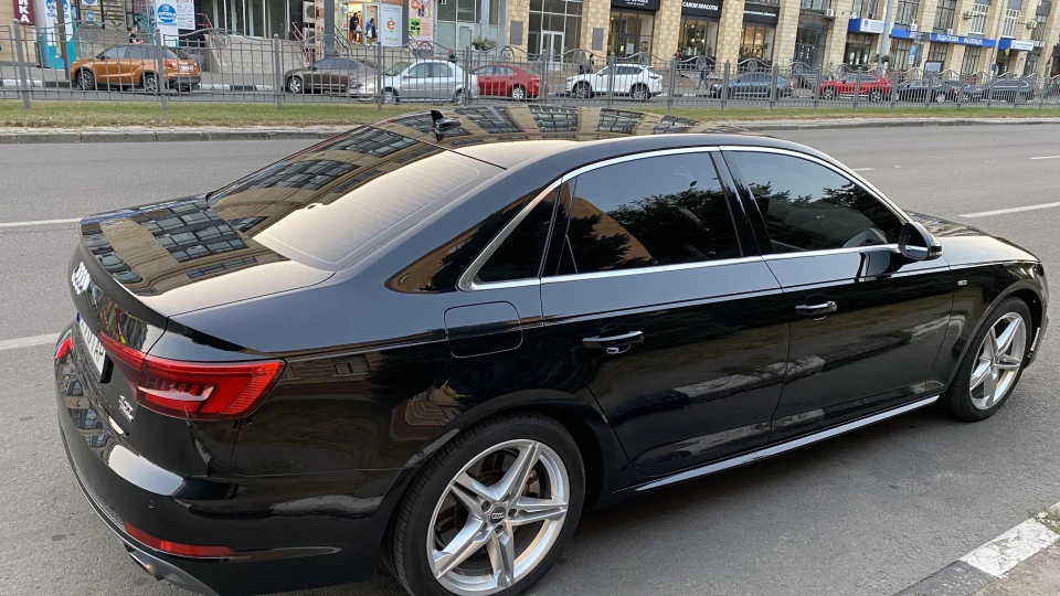 Audi A4 BESTіЯ 5