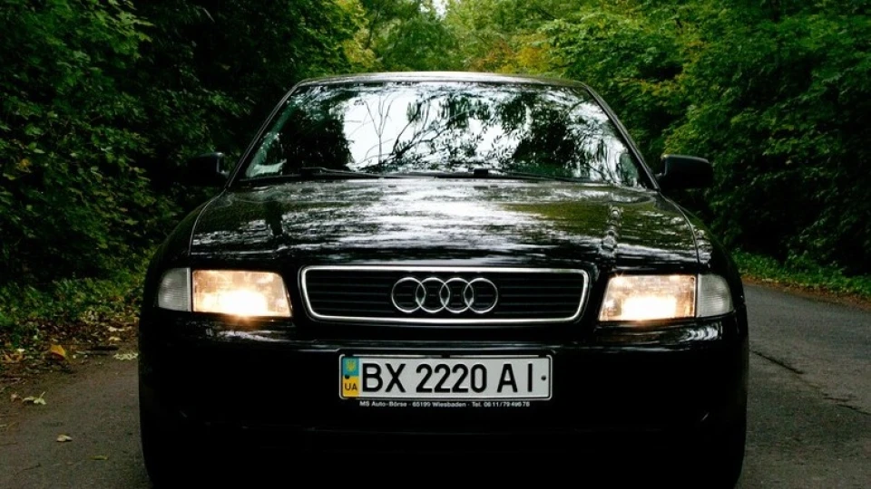 Audi A4 black :) 4