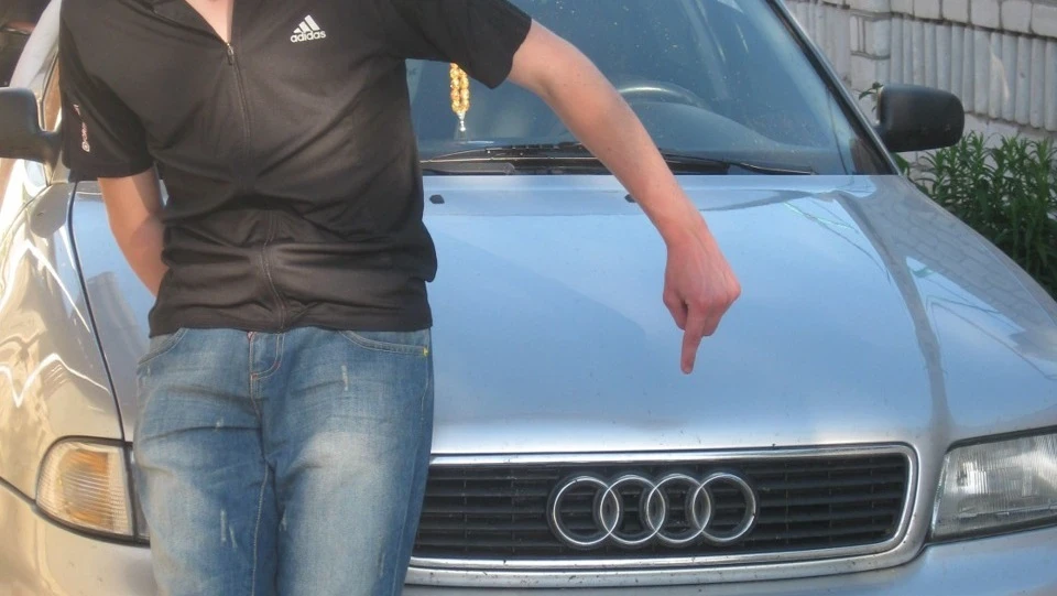 Audi A4 бомба тільки AUDI