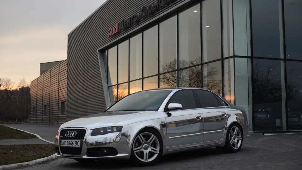Audi A4 Chrome 3