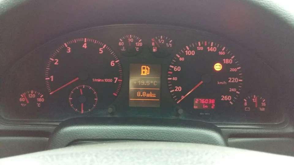 Audi A4 Фаворит 2