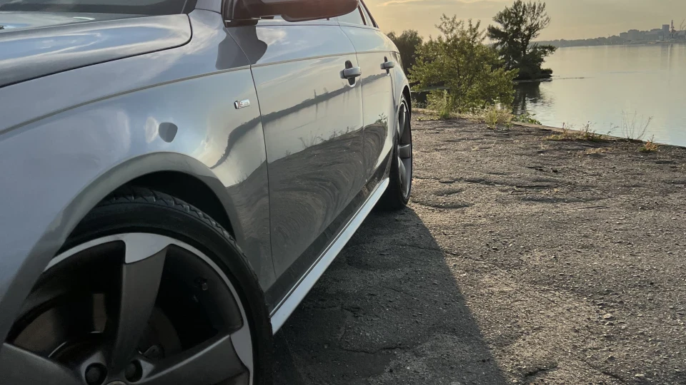 Audi A4 gray with black 2