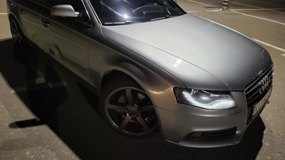 Audi A4 GREY BITCH 3