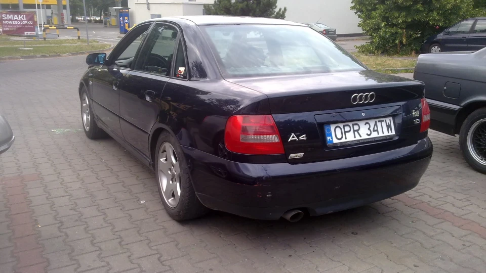 Audi A4 іграшка 2