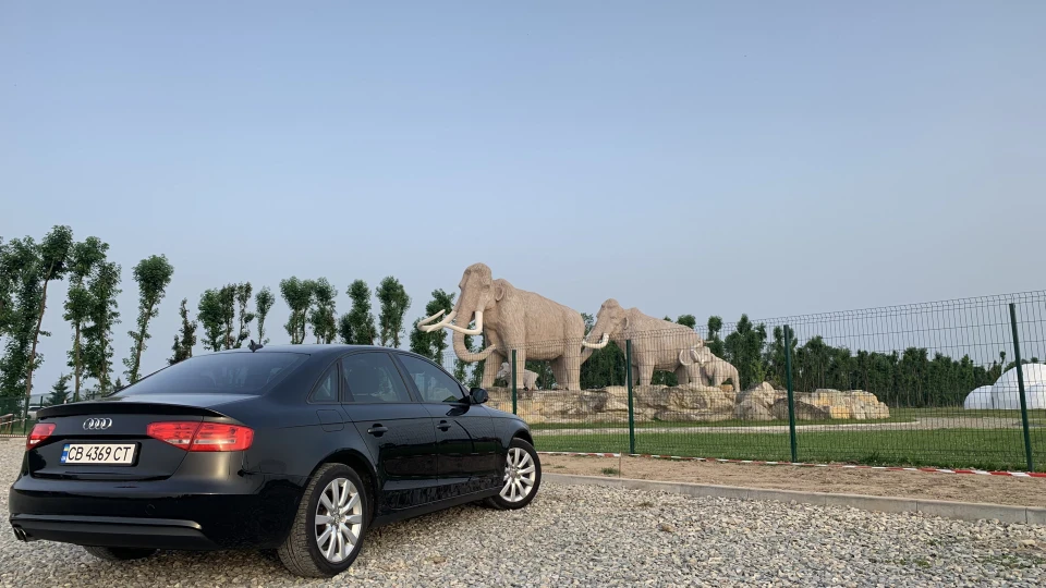 Audi A4 МКПП Quattro 2