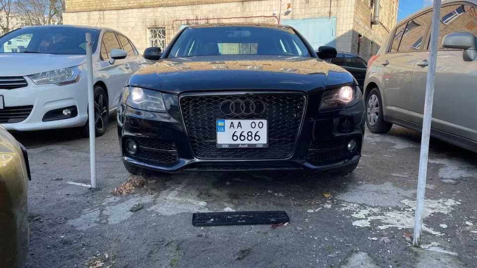 Audi A4 "Night Fury" / Stage 1 4