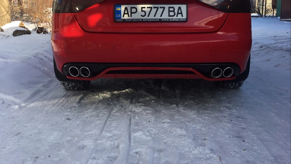 Audi A4 вогненна леді