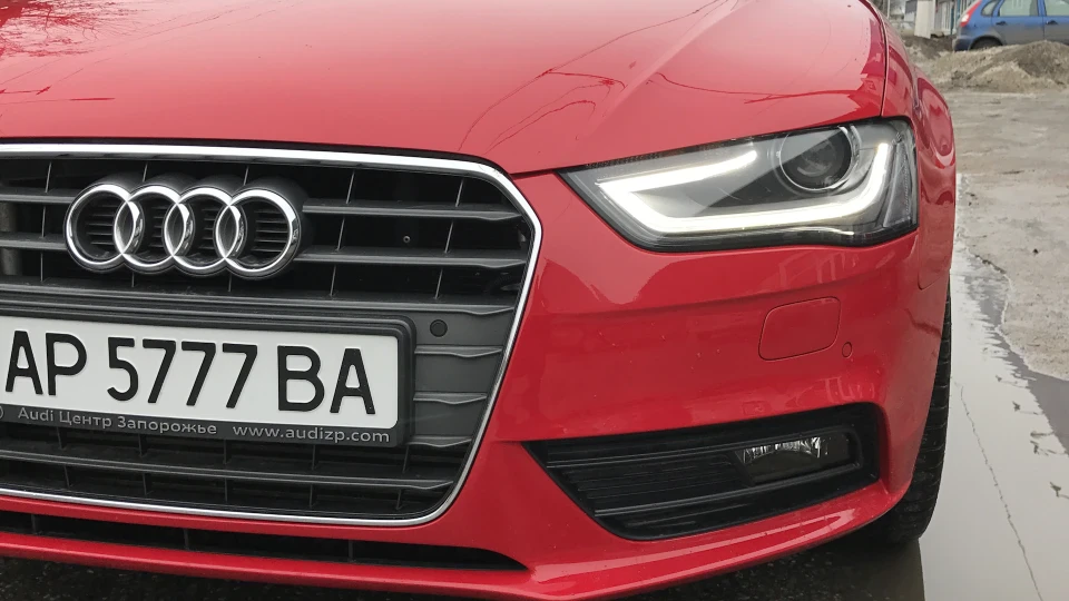 Audi A4 вогненна леді 3