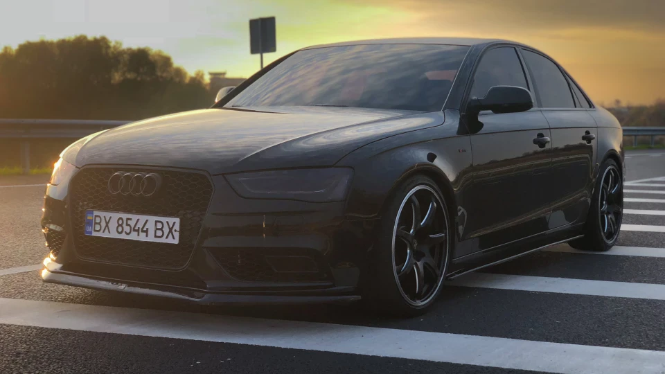 Audi A4 Майже стік 2