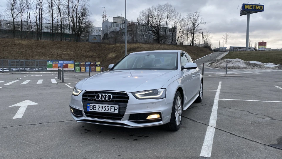 Audi A4 Premium Plus Quattro 2