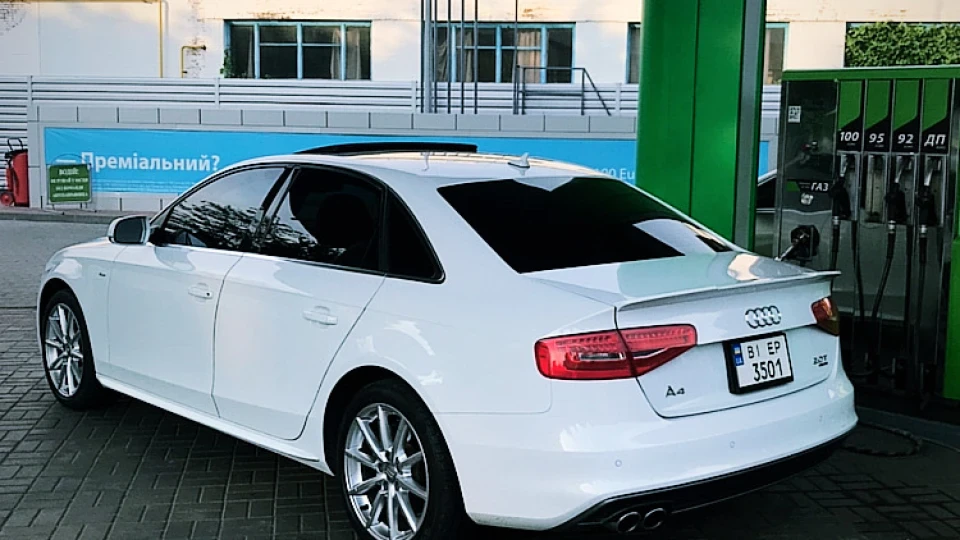 Audi A4 Quattro 2.0t 3