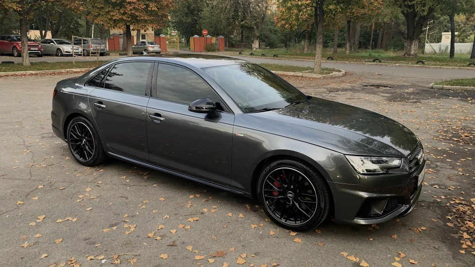 Audi A4 QUATTRO (REVO st1) 3
