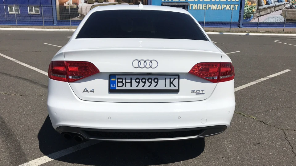 Audi A4 quattro s-line 2.0T 3