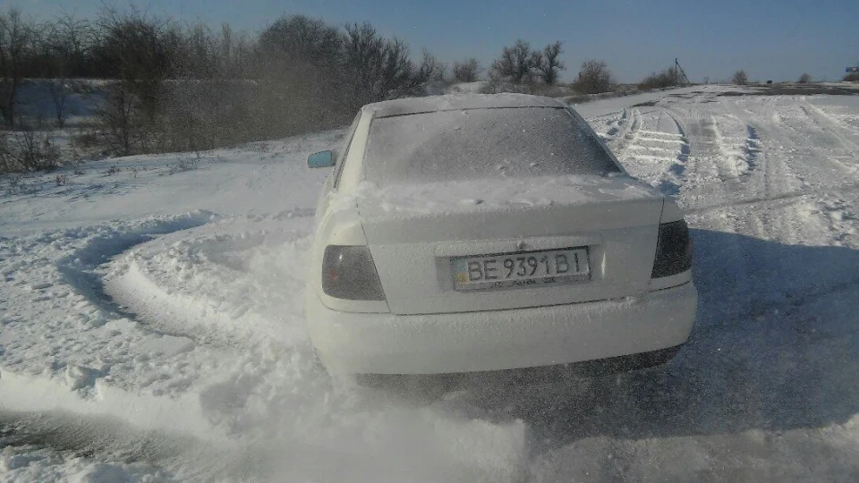 Audi A4 quattro 3