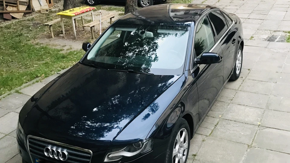 Audi A4 S-інь 2