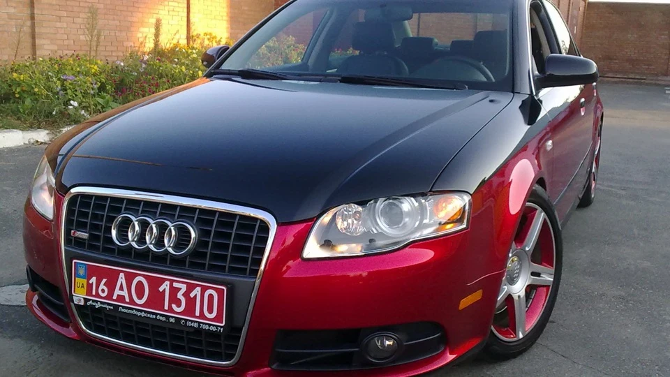 Audi A4 S-Line 2.0 Turbo FSI 4