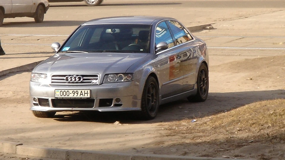 Audi A4 S-line 3