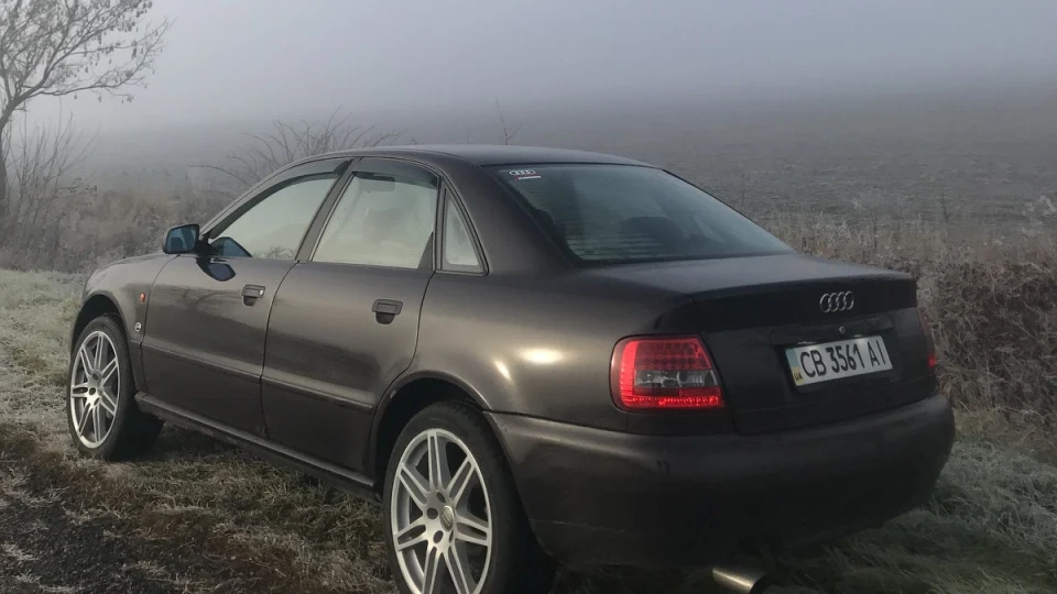 Audi A4 S look))) 2