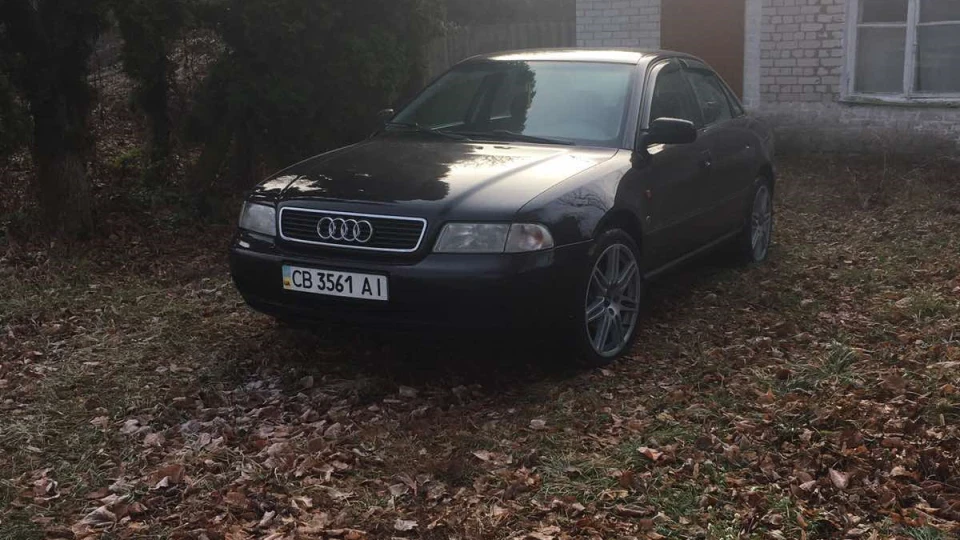 Audi A4 S look))) 4