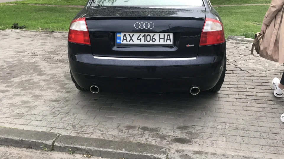 Audi A4 Літак 4