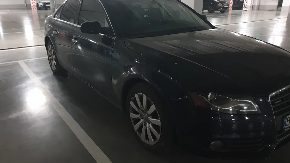 Audi A4 Синя Гармата) 2