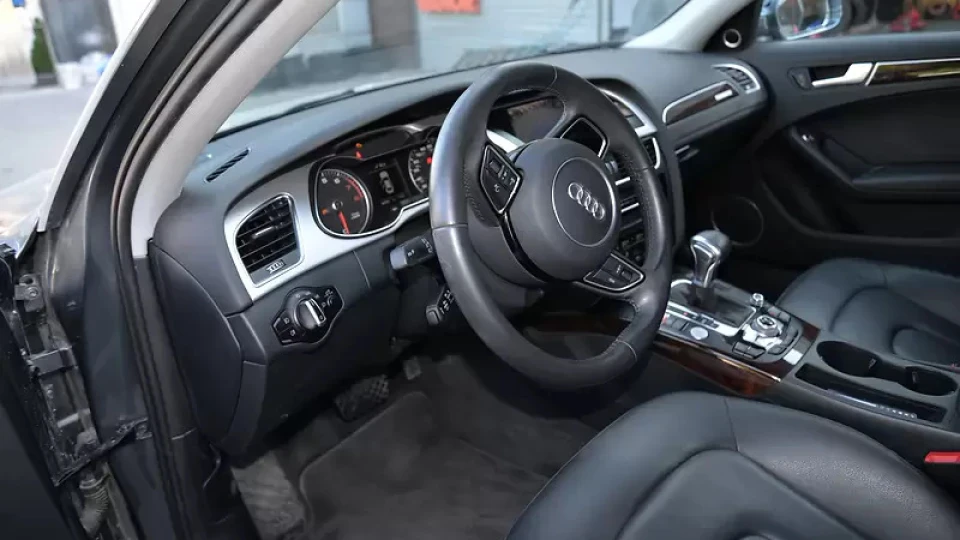 Audi A4 Superbabe 4