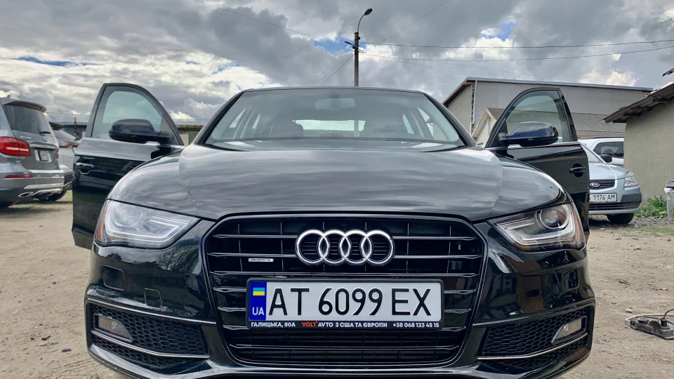 Audi A4 TFSI Quattro 2