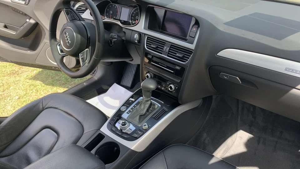 Audi A4 TFSI Quattro 3