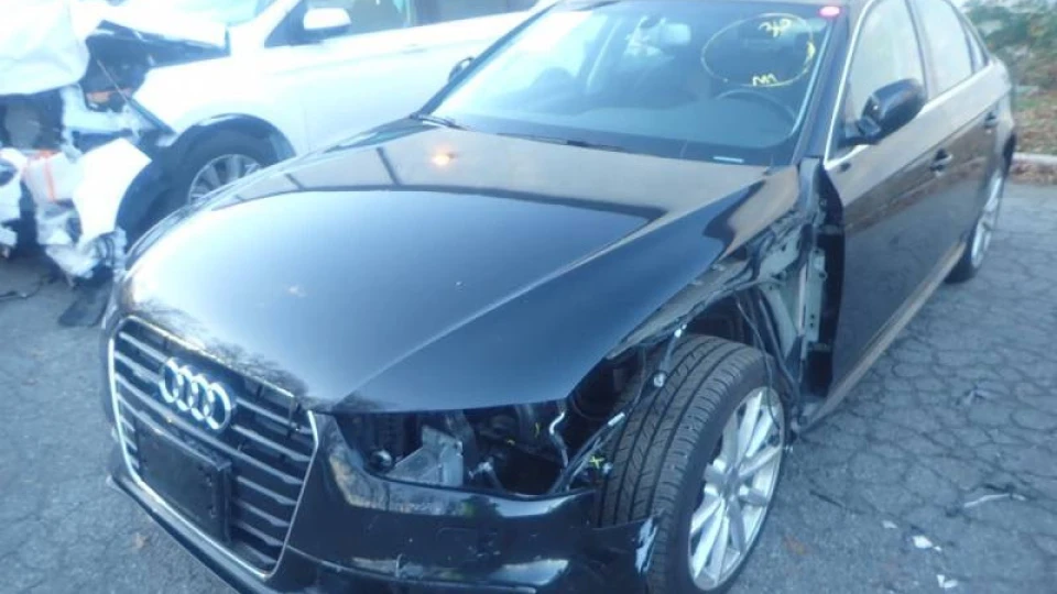 Audi A4 TFSI Quattro 5