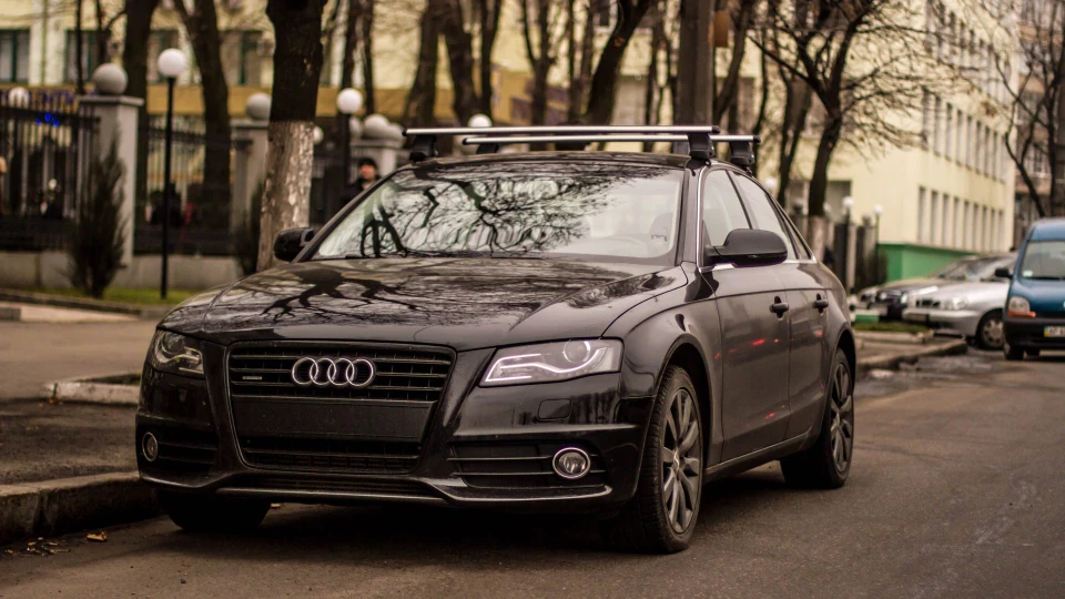 Audi A4 TFSI quattro 3