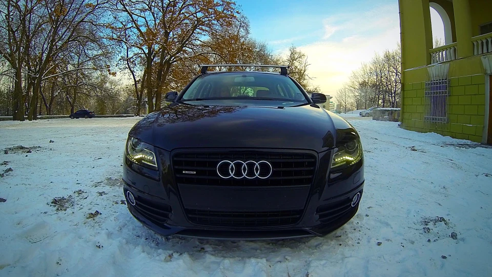 Audi A4 TFSI quattro 5