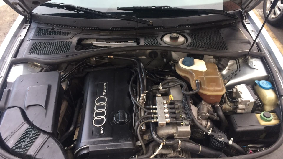 Audi A4 Turbo Quatttro 2