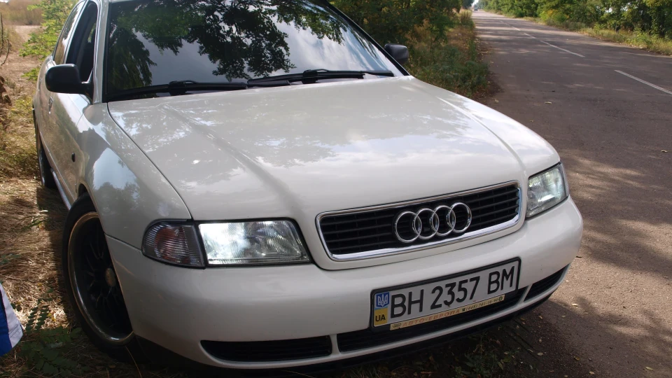 Audi A4 Турбо 4