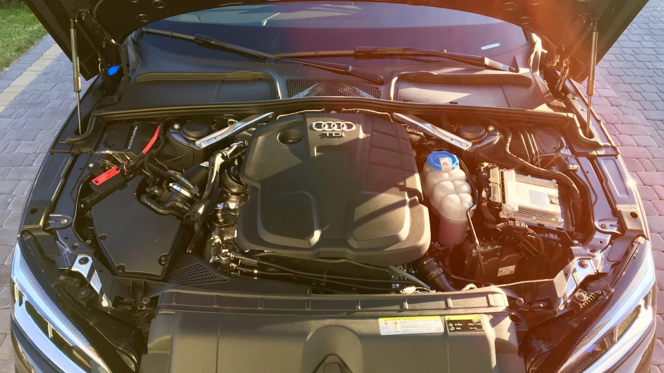 Audi A5 Sportback Турбо Какашечка 2.0 4
