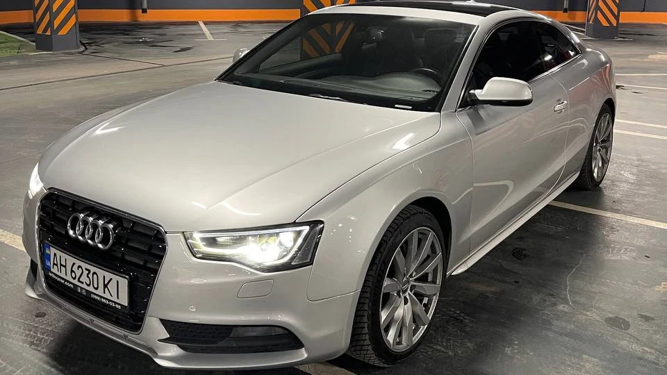 Audi A5 4