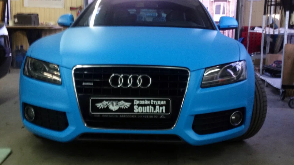 Audi A5 FROM WHITE TO BLUE 2