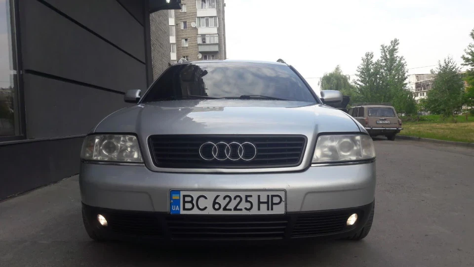 Audi A6 Avant