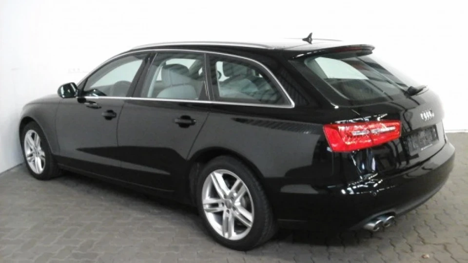 Audi A6 Avant 2