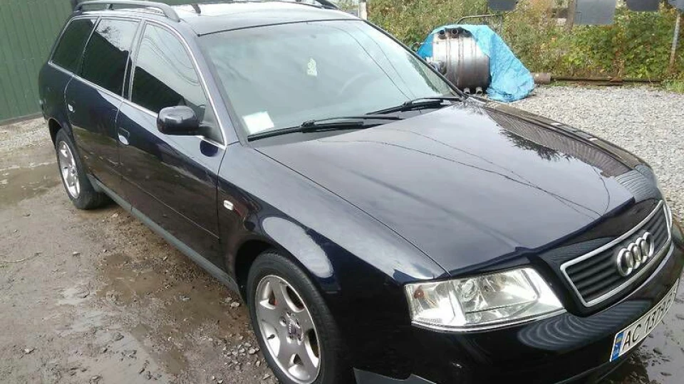 Audi A6 Avant 2