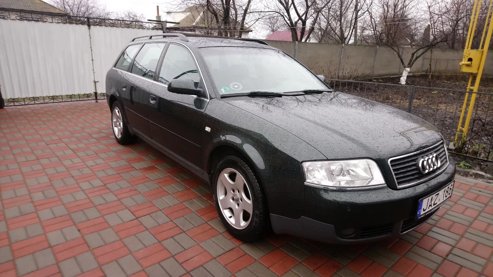 Audi A6 Avant