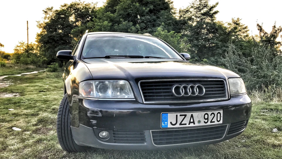 Audi A6 Avant 5