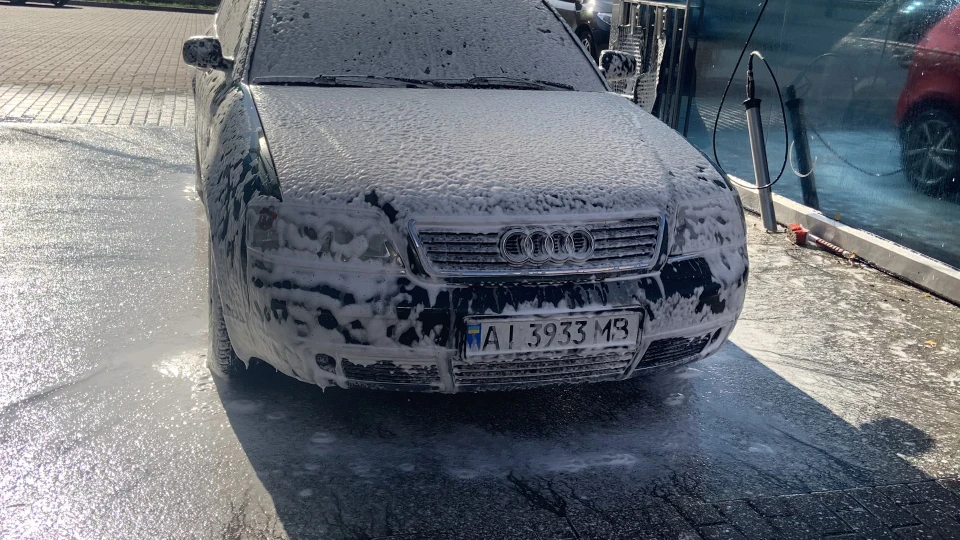 Audi A6 Avant 2