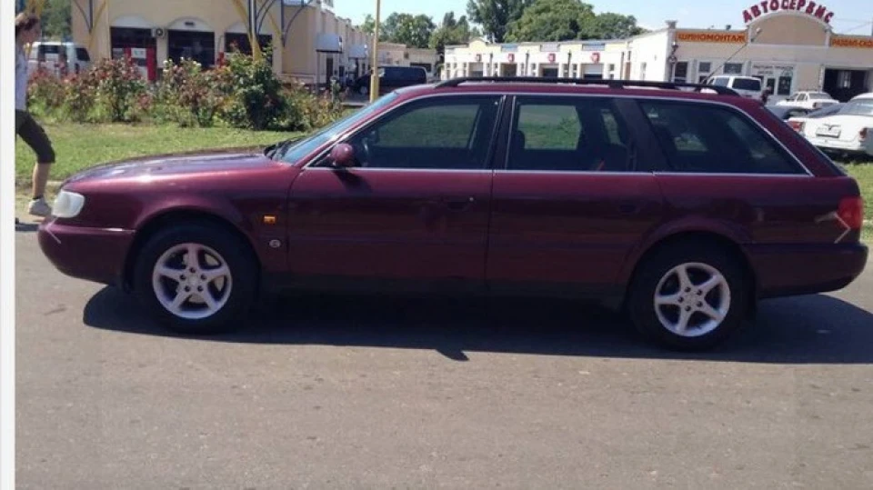 Audi A6 Avant 4