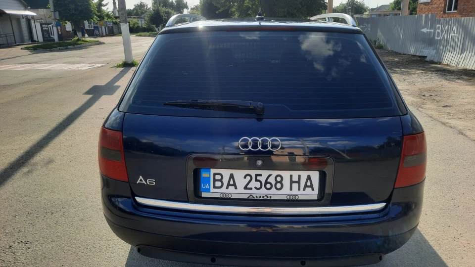 Audi A6 Avant 3