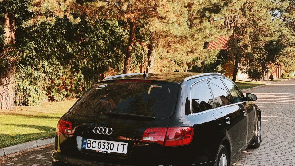 Audi A6 Avant 3