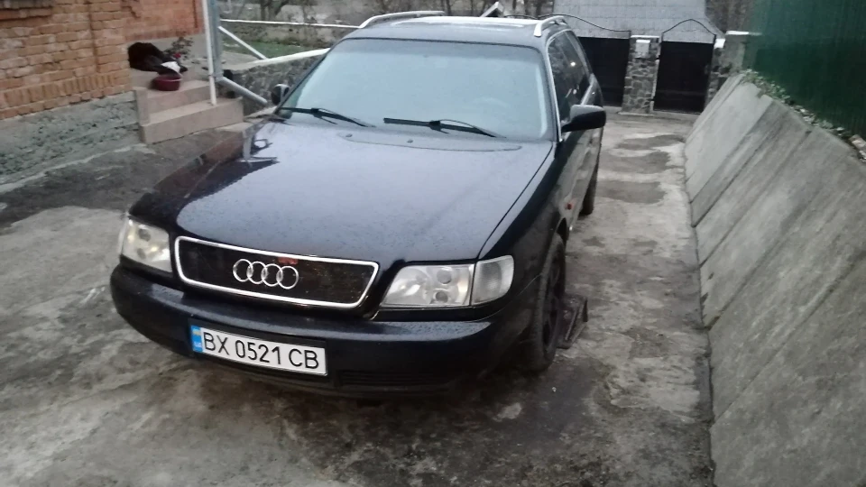 Audi A6 Avant 4