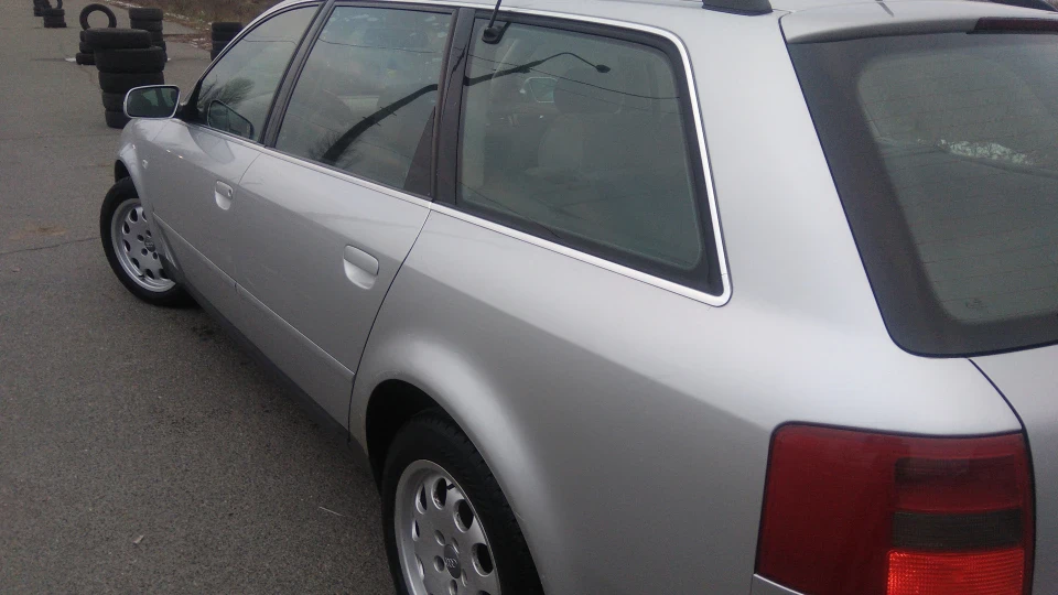Audi A6 Avant 5