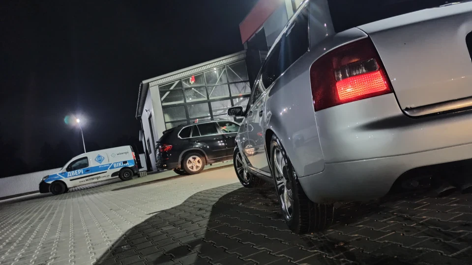 Audi A6 Avant